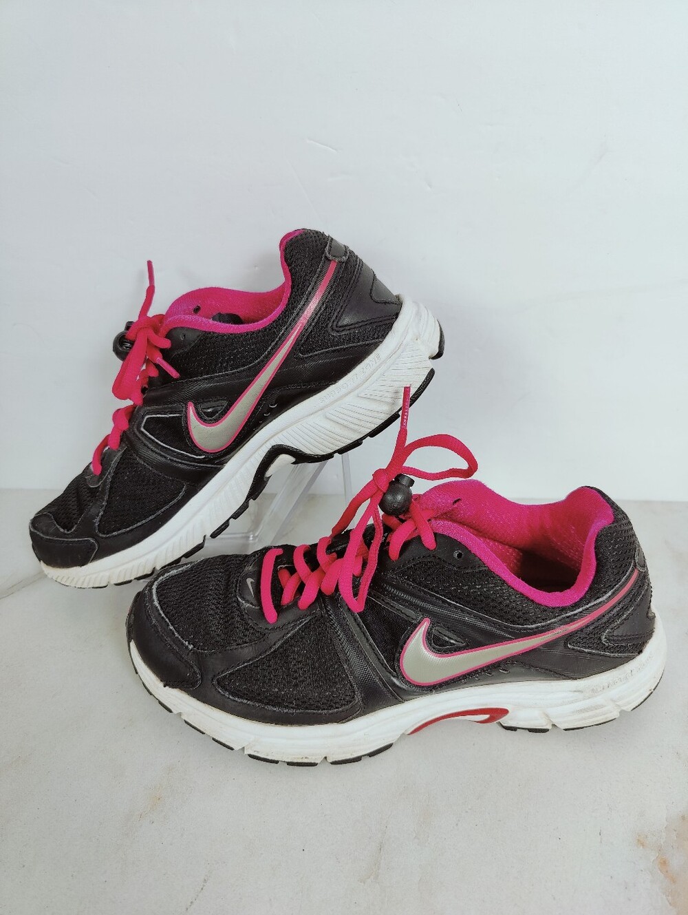 Nike Women's Dart 9 Black Raspberry Running Shoes Sneakers, Sz 8